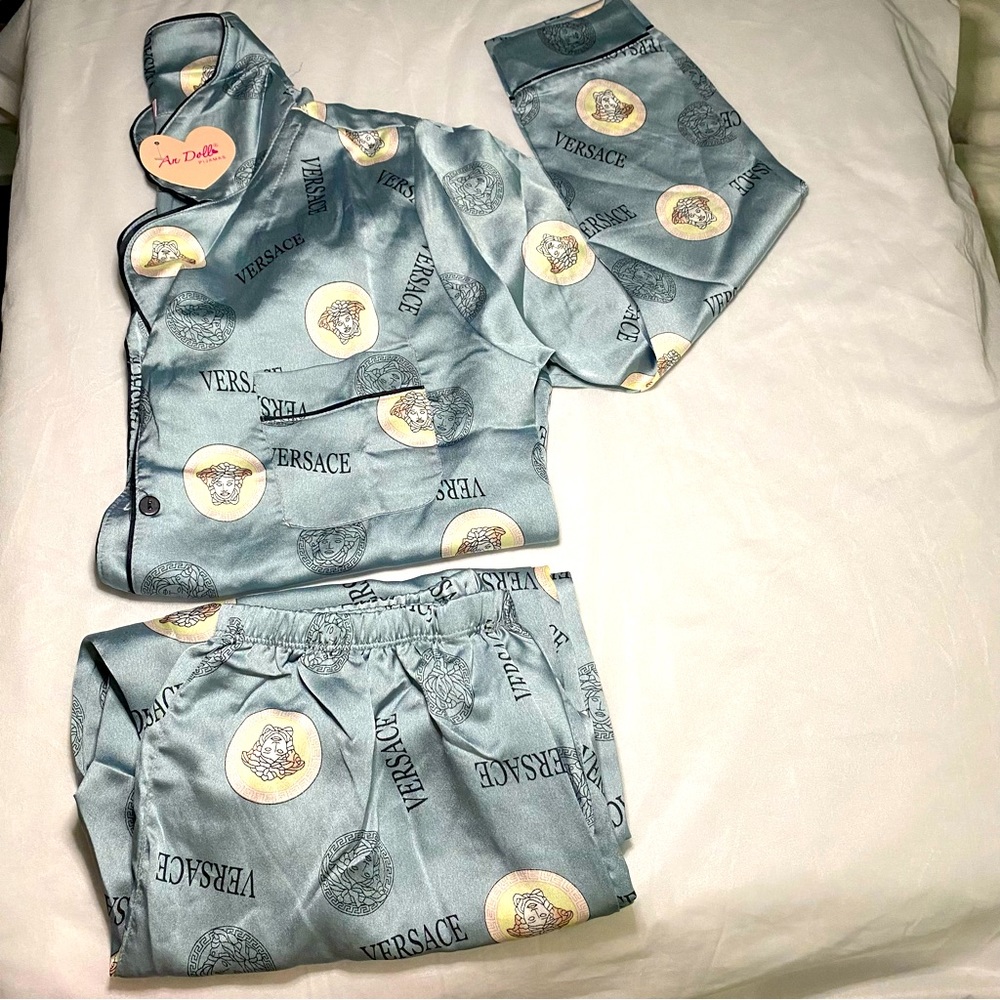 🛍Luxury inspired long sleeves pj set_NWOT😴